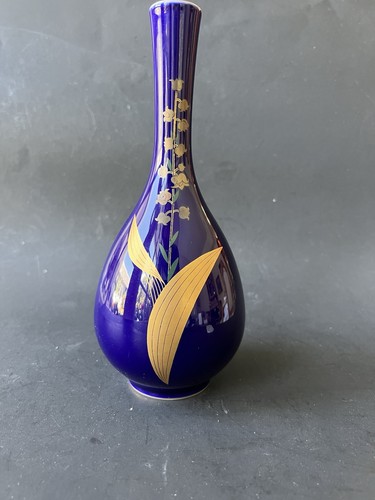 Fukagawa Cobalt Blue Bud Vase With Gold Accents Arita Japan - Picture 7 of 8