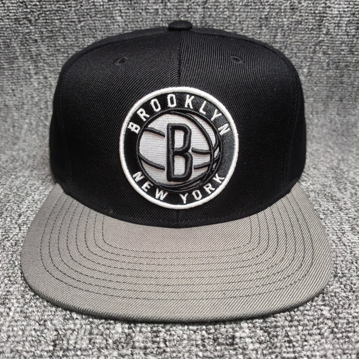 Mitchell & Ness Brooklyn Nets NBA Black Gray Snapback Hat Cap