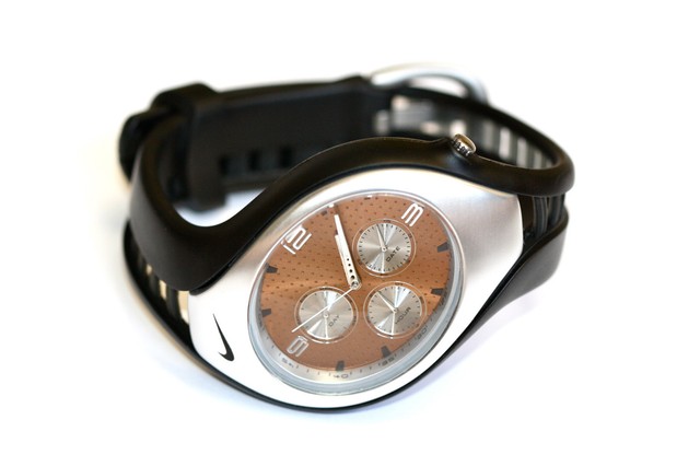 nike gold watch
