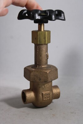 Hammond IB648 1/2 Bronze Gate Valve, 150 WSP - 300 WOG, Solder Ends