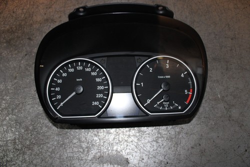 BMW 1er E87 120D 120kW Tacho Kombiinstrument 9122591