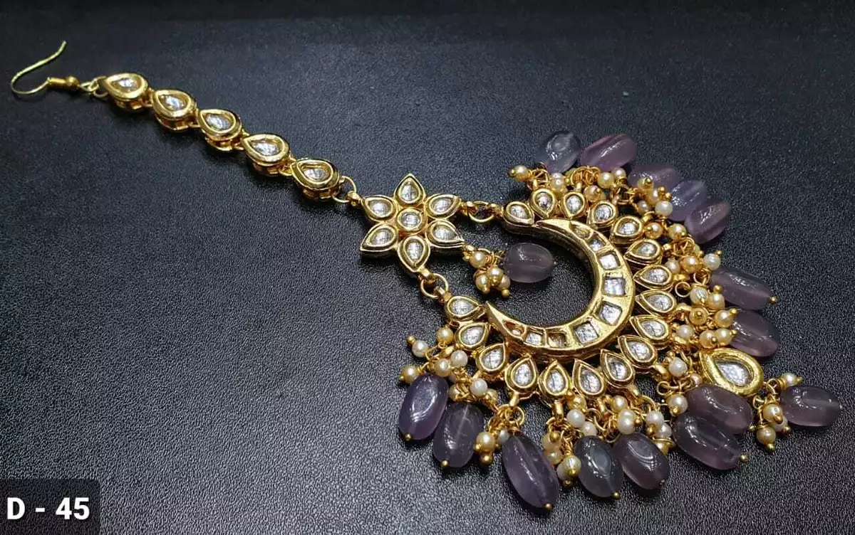 Purple maang tikka store