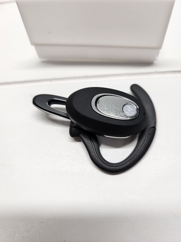 Motorola H730 Bluetooth Headset NIB For Parts doesn’t Turn On - Photo 2 sur 11