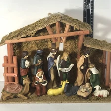 Nativity Scene Shunmei 12 Piece Ceramic 5" Figurines with Mossy Stable Complete
