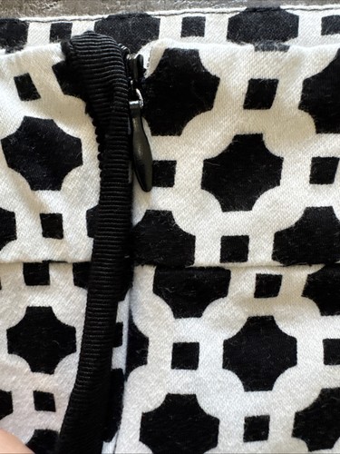 Cynthia Rowley Womens Size 8 Skirt Black White Geometric Print Lined A Line - Picture 7 of 8