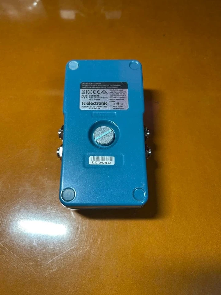 "Pedal de efectos Infinite Sample Sustainer de TC" Foto 2 de 2