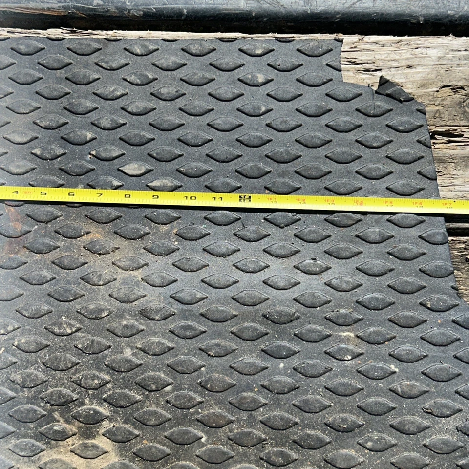 Alfombrilla de carga Ford E-250 2009-2014 138 pulgadas base rueda alfombra mate piso de goma Foto 4 de 4