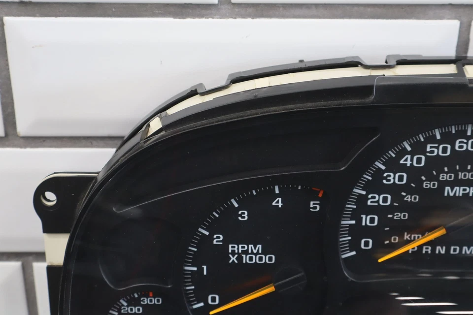 06-07 Grupo velocímetro GMC 2500HD 246 k diésel 6,6 L Duramax 15101851 Foto 2 de 4