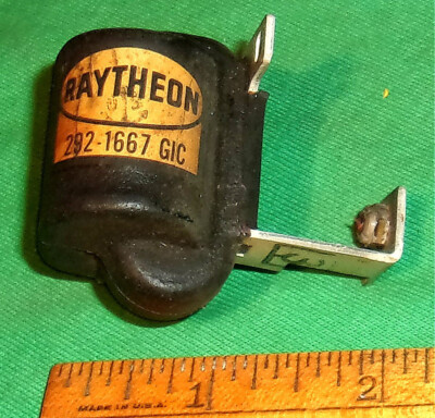 Small RAYTHEON RF Choke (Reactor) 292-1667 GIC (167 ohms) Clean! (S524G, 3)
