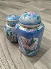 Vintage Porcelain Bud Vase Lid 4" Blue  Pink Flowers Green China