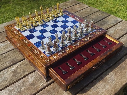 Jeu déchecs avec rangement échiquier classique 2024 laiton fait main /?idée