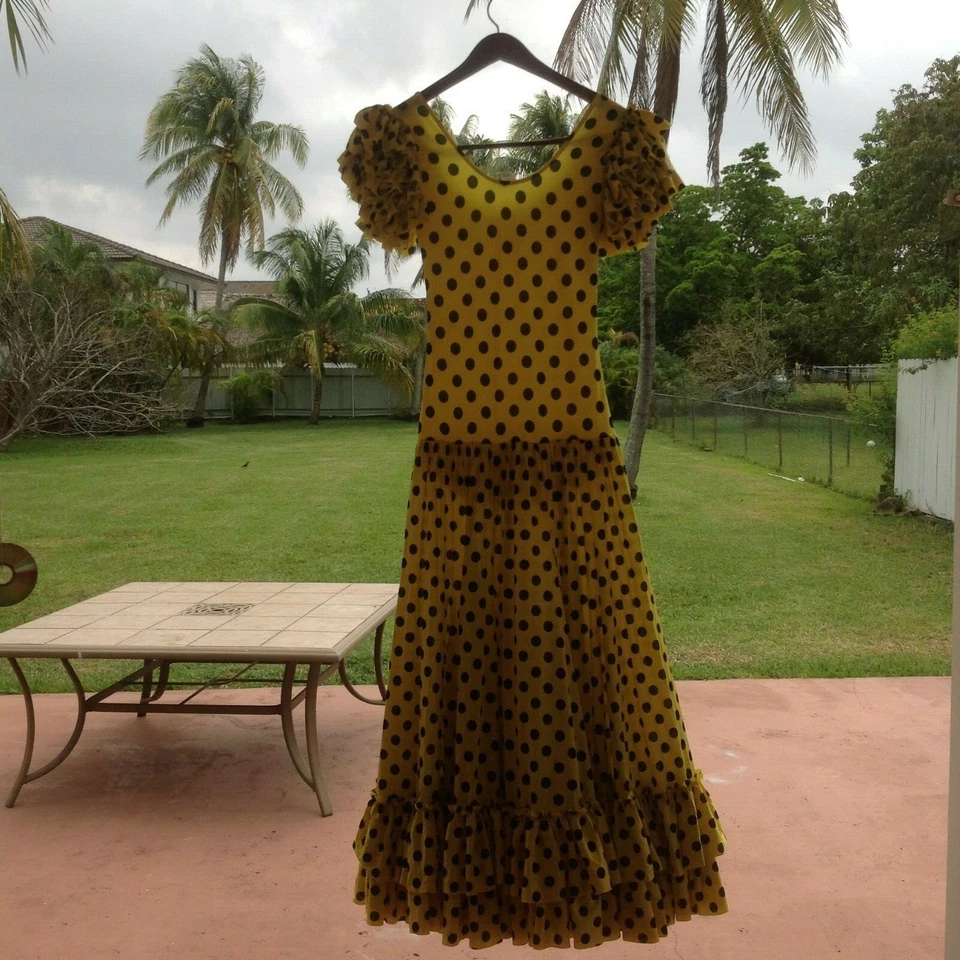 LOTE DE VESTIDOS, FALDAS Y BUFANDAS DE FLAMENCA Foto 4 de 4