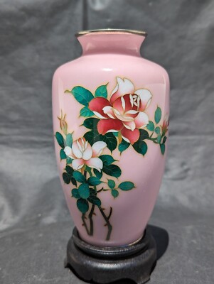 Unique Pink Japanese Sato Cloisonne Enamel Vase With Roses Showa Unique Pink Japanese Sato Cloisonne Enamel Vase With Roses Showa