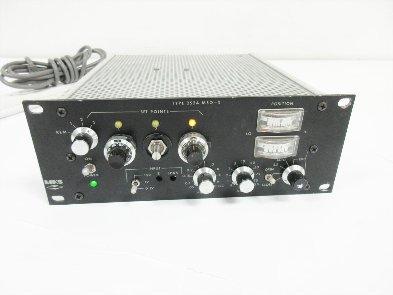 MKS 252A MSO-3 252A-3-VPO-PLO EXHAUST VALVE CONTROLLER - MISSING KNOB