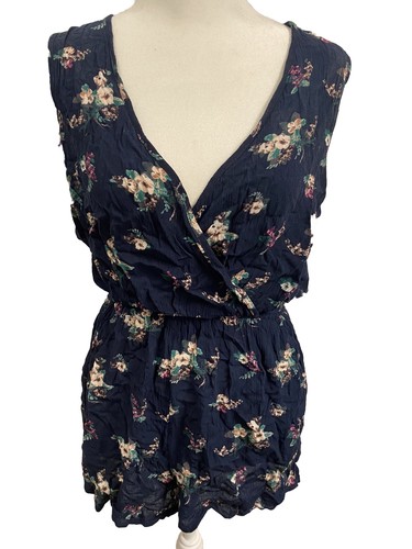 Rue 21 Women’s Navy Blue Floral Lace-Back Romper- Size XS - Picture 2 of 7