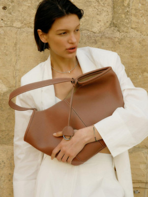 (未使用)JOYGRYSON Nimbus ShoulderBag Medium JOY GRYSON Nimbus Medium Shoulder Bag - Brown | eBay