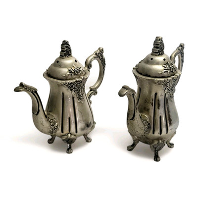 Vtg Godinger Set Of 2 Silver-Plated Heavy-Footed Tea Pot Salt & Pepper Shakers