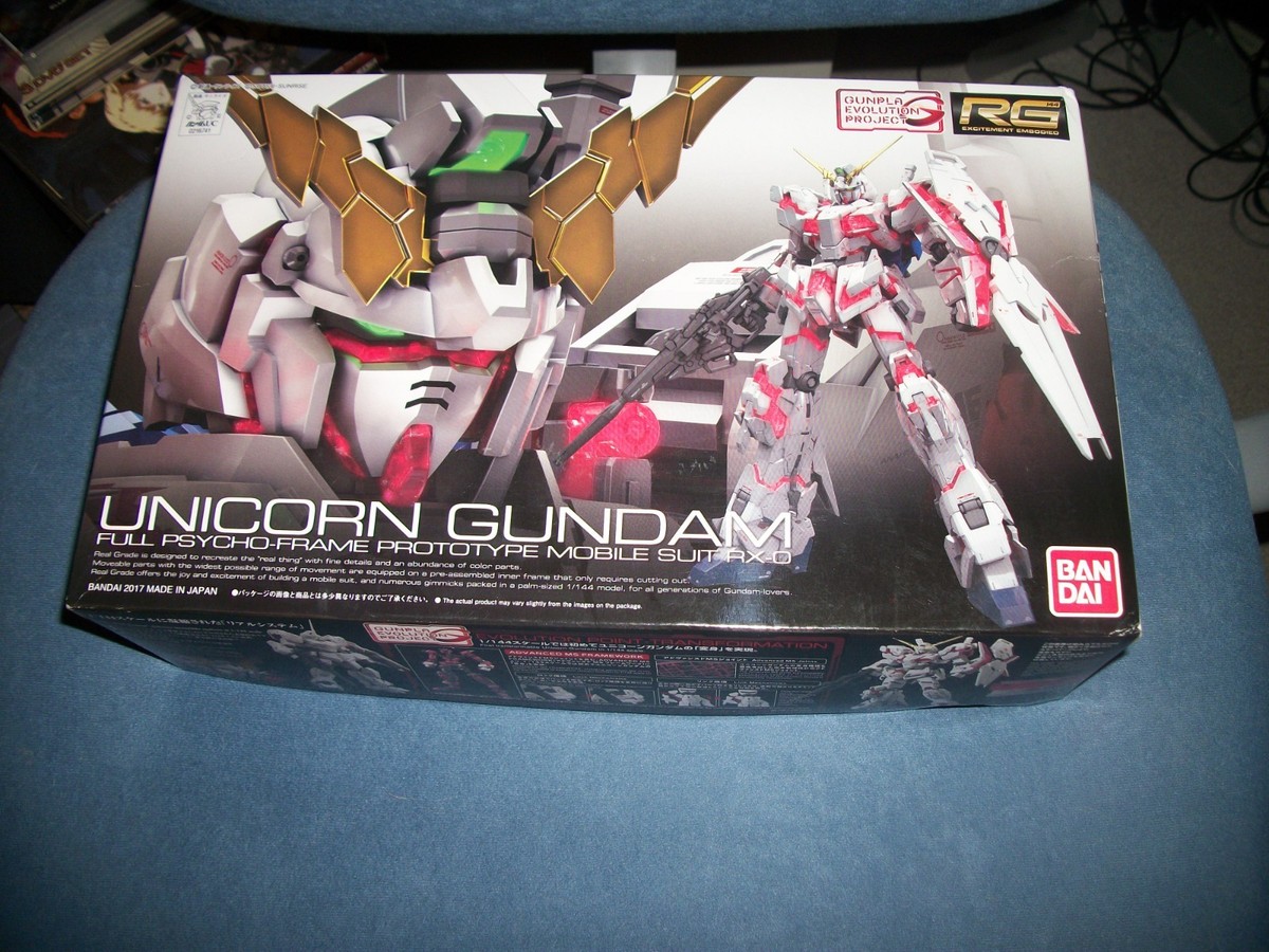 Bandai Unicorn Gundam Mobile Suit RX-0 Gunpla Evolution Project