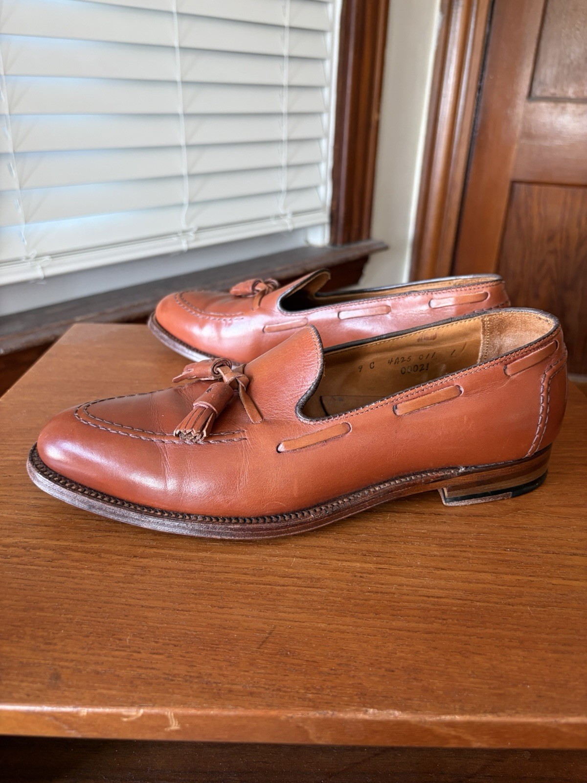 Alden 00021 Burnished Tan Calfskin Tassel Loafer