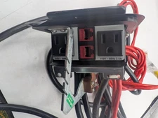 ALTINEX TNP151 TILT ‘N PLUG JR 2+2 TABLETOP INTERCONNECT BOX 110V