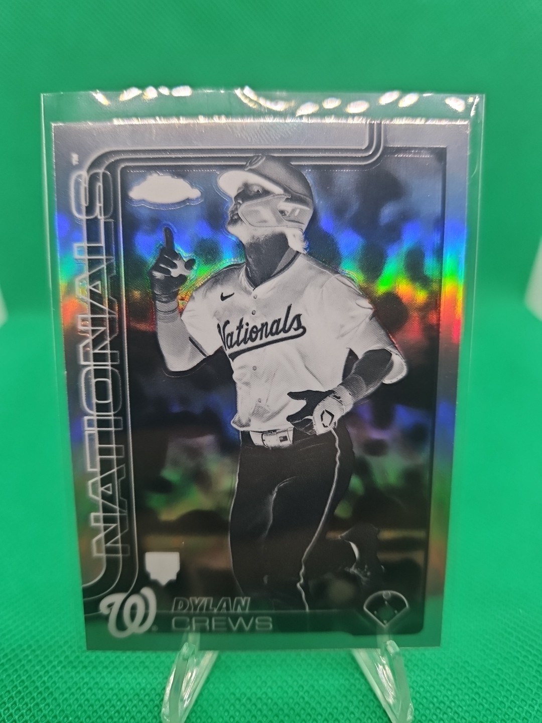 2025 Topps Chrome - Dylan Crews #146 Negative Refractor (RC)