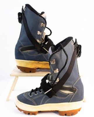 Vintage Flexible Valencia Snowboard Boots | Blue Retro Snow Gear | US 8 EU 40