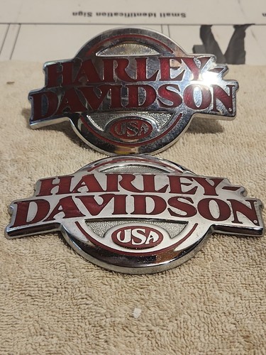 Genuine Pair Harley-Davidson Gas/Fuel Tank Emblems 62289-05 Red & Chrome