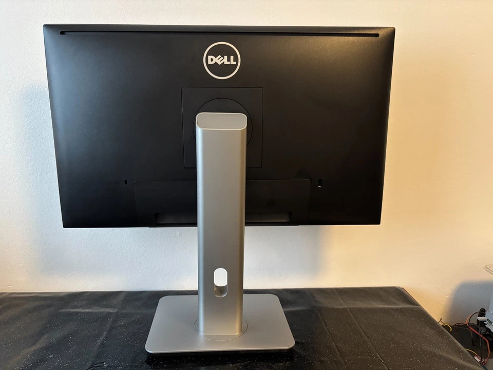 Dell UltraSharp U2414Hb – 23,8″ Full HD Monitor HDMI/DP - Bild 4 von 4