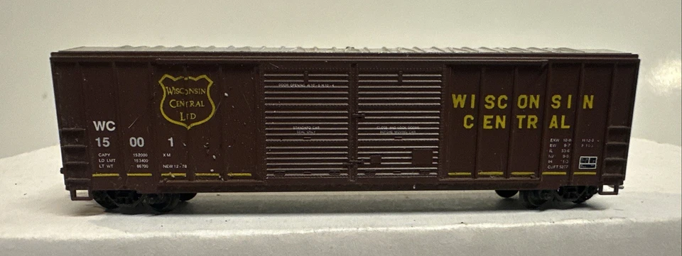 Roundhouse N Scale Lot Of 4 Wisconsin Central 50' Box Cars Knuckle Couplers - Image 4 of 4