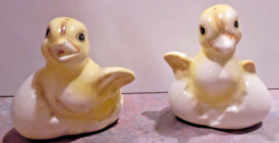 Vintage Chicks Hatching from Egg Salt & Pepper Shakers - Japan