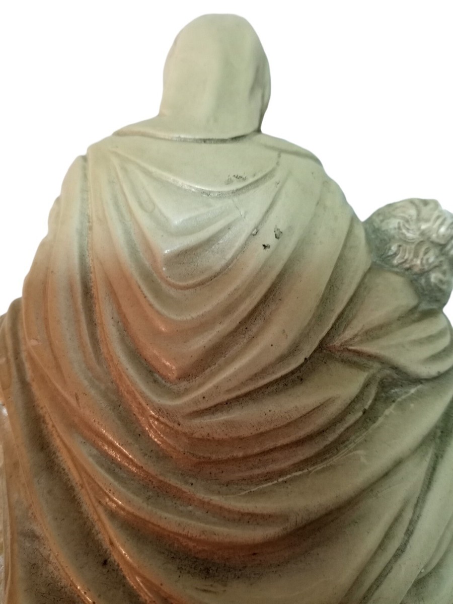 pieta maestoro 4C • File:The Pietà by Michelangelo (48135182552).jpg - Wikimedia