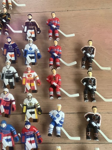 Wayne Gretzky Table Hockey Guys Single Players/Goalies “Please Read Description” - Picture 6 of 11