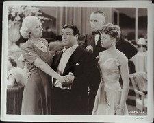 Abbott and Costello in Hollywood 8 x 10 Still 1945 Lou Costello & Jean Porter! Abbott and Costello in Hollywood 8 x 10 Still 1945 Lou Costello & Jean Porter!