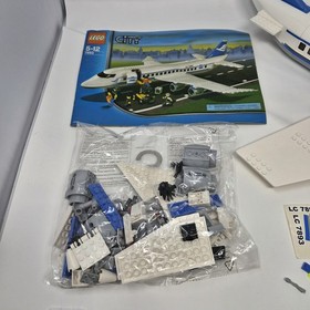 Lego Set 7893 PASSENGER PLANE 2006 City Airport w/ Instructions 99% Complete