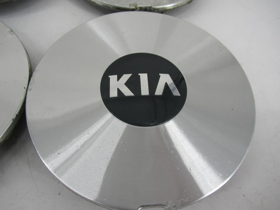 Tapacubos centrales de rueda KIA Optima OEM 8 radios 18" 52960-2T300 11 12 13 14 74653 Foto 3 de 4