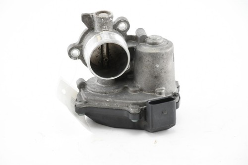 Audi A5 B8 8T / A4 B8 8K 2.0 TDI Abgasrückführungsventil AGR-Ventil 04L131501B