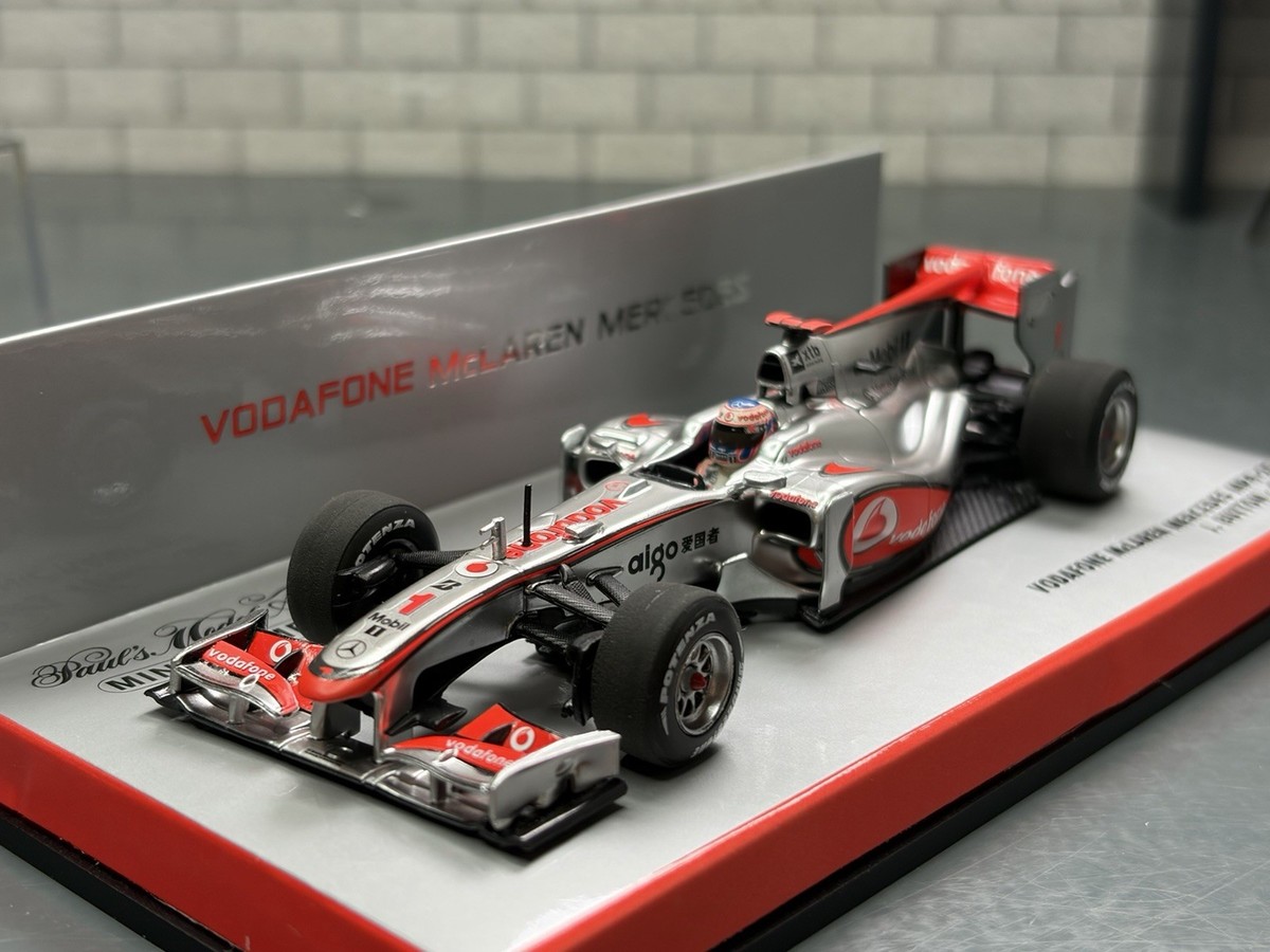 1:43 MINICHAMPS F1 Formula 1 2010 McLaren Mercedes MP4-25 Jenson