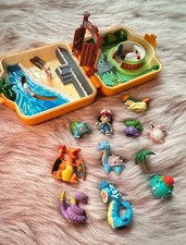 Pokémon Polly Pocket Pokemon Chibi House Par...