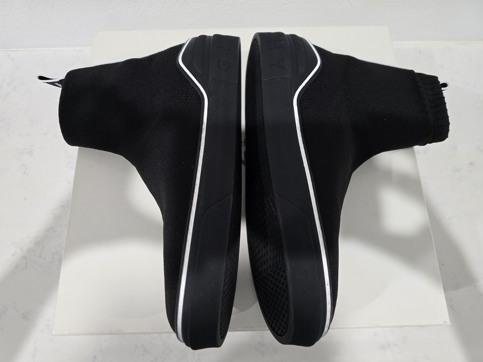 Givenchy George V Mid Sock Sneaker Black Men's Shoes Size: 41.5 Pre owned. image 10