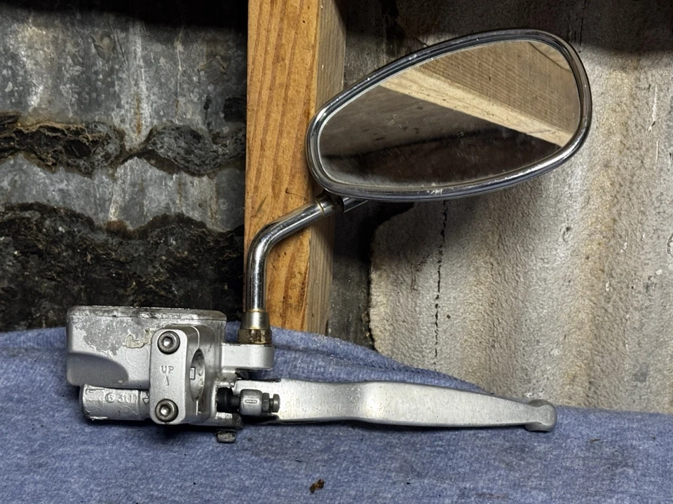 Cilindro maestro de freno delantero derecho Yamaha VStar V Star 650 XVS650 1998-2015 Foto 3 de 4