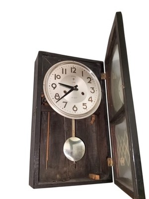 Vintage Polaris 15 Day Pendulum Wall Clock Wooden Case Mechanical with Key