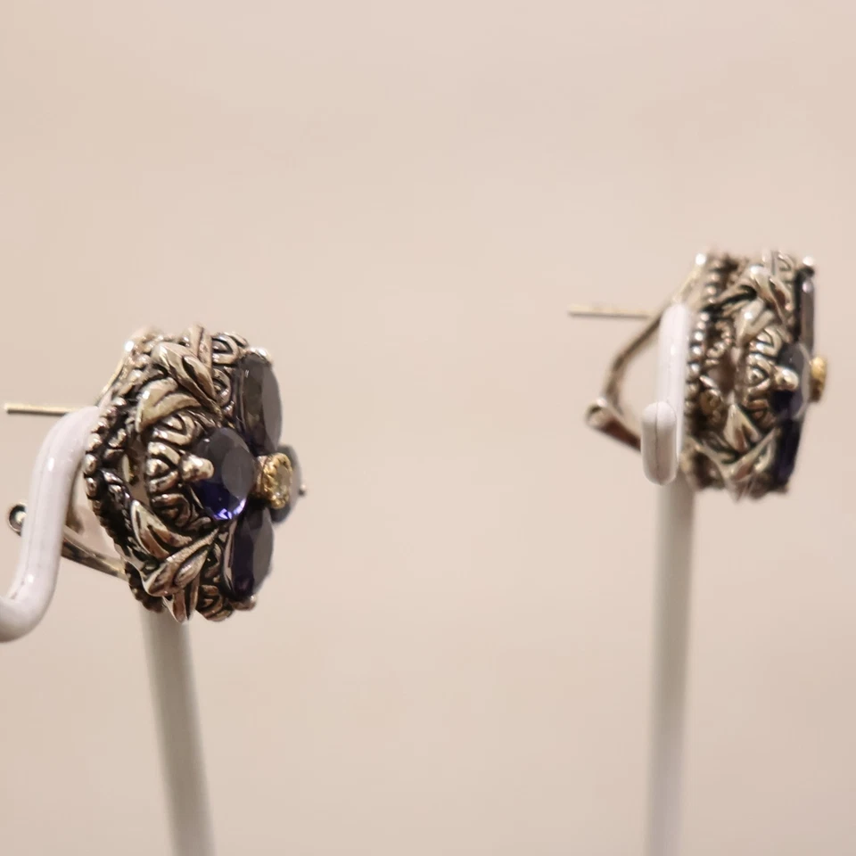 Pendientes Barbara Bixby flores tachuelas moradas amatistas plata esterlina omega 18K Foto 4 de 4
