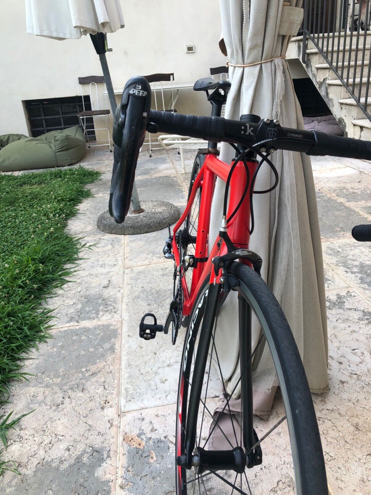 Foto 4 di 7