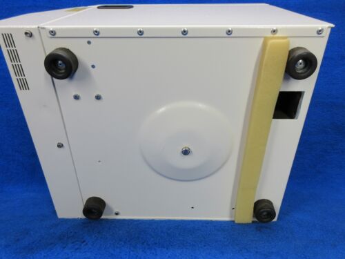 Thermo IEC CL31 Multispeed Centrifuge 11210914, T20 microplate rotor & adapters - Picture 18 of 18