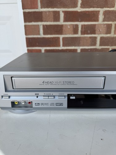 Sansui VRDVD4100B Video DVD VCR Combo Untested - 第 3/5 張圖片