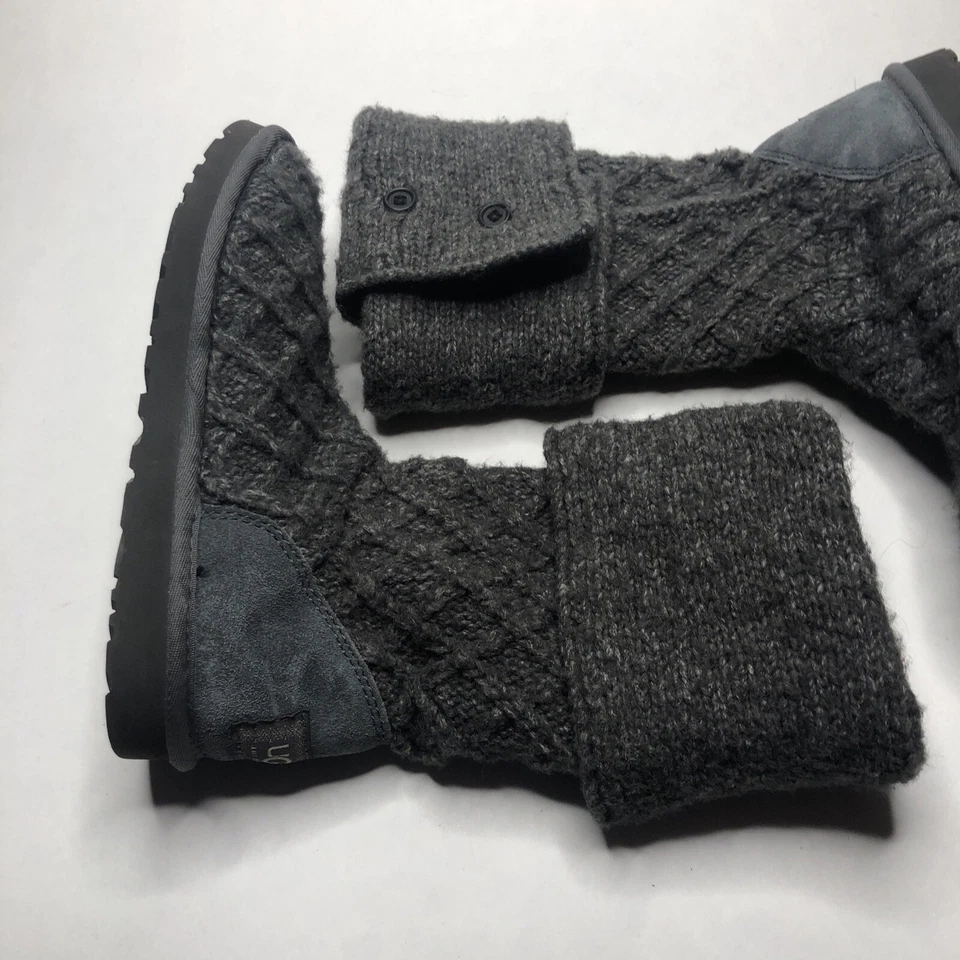 Botas largas de piel de oveja UGG F16014G para mujer talla 7 Foto 2 de 4