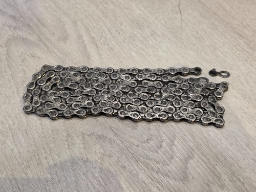 Decathlon Rockrider EST 900 ORIGINAL 10 Speed Chain 114 Links Great Condition - Picture 2 of 15