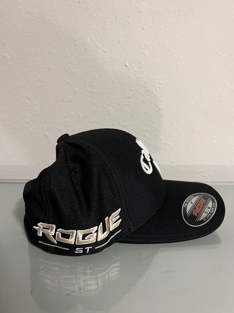 Callaway Chrome Tour キャップ サイン入り Callaway Chrome Soft Apex Rogue ST Odyssey Fitted Tour Golf Hat