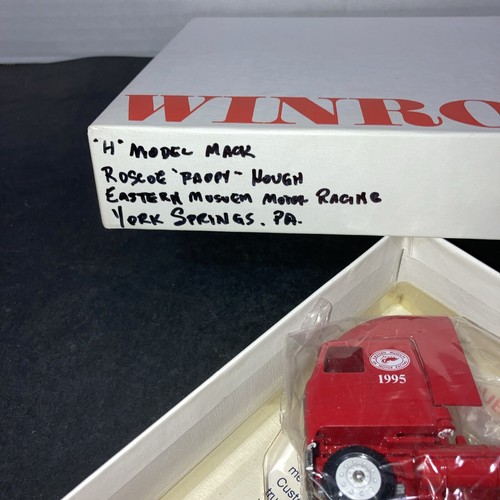 Winross Eastern Museum Motor Racing 4th Pappy Hough Mack 1995 - Imagen 7 de 9