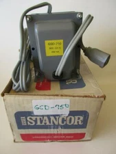 GSD-750 Stancor Auto Transformer STEP DOWN Input 230V Output 115V 750VA Plug